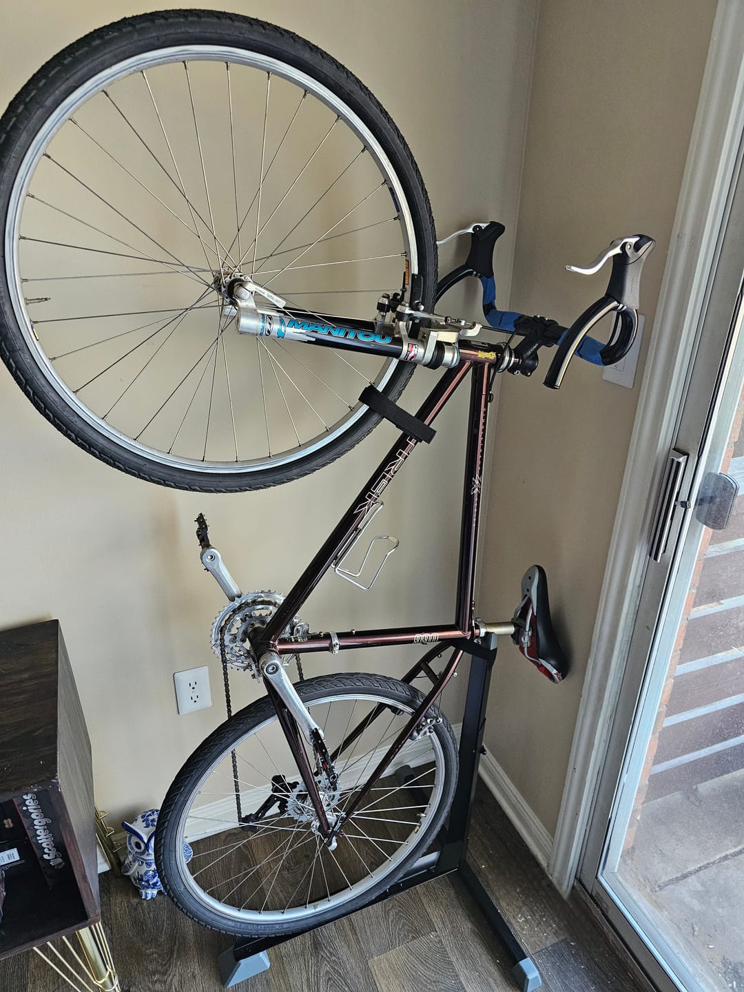 Miniatura 5 de SOPORTE VERTICAL PARA BICICLETA